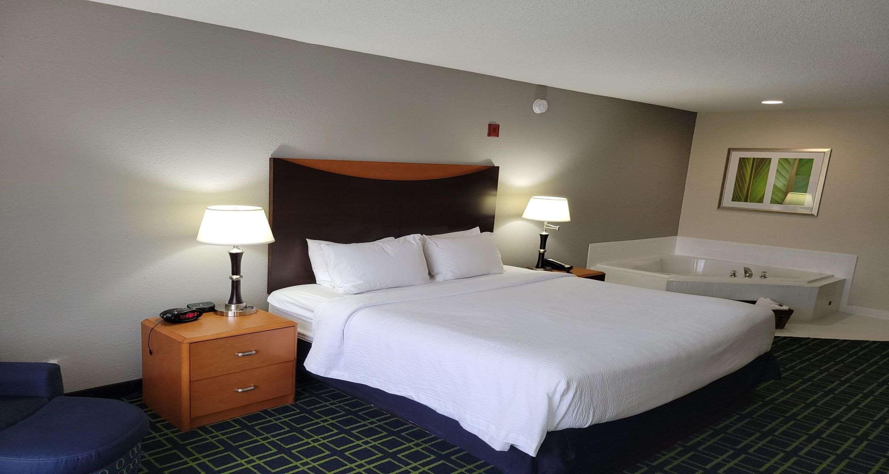 Best Western Louisville South - Shepherdsville Hillview Bagian luar foto
